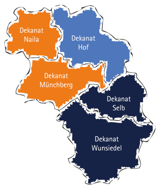 Karte mit fünf farblich unterschiedlichen Dekanaten: Naila und Münchberg orange, Hof hellblau, Selb und Wunsiedel dunkelblau, jeweils mit Dekanatnamen in weißer Schrift.